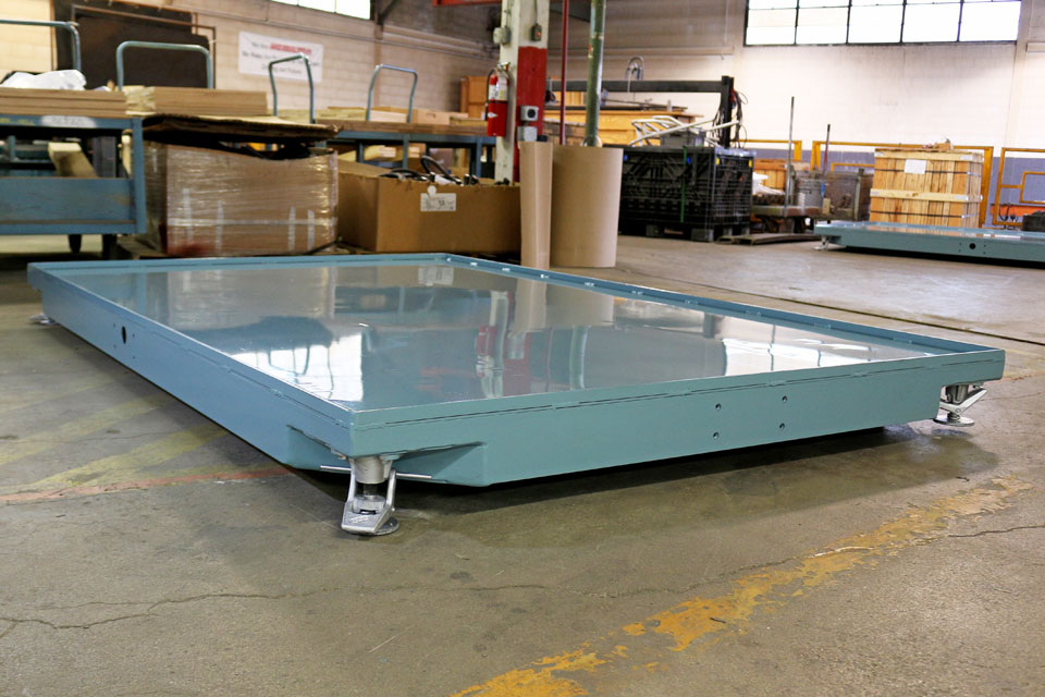 When cargo goes high, Hamilton trailers go low