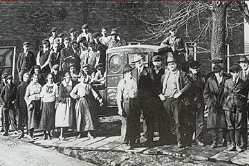 Hamilton Caster 1920 Factory Photo